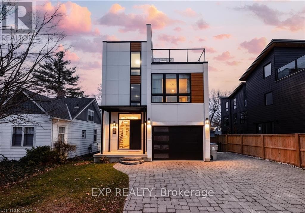26 HURON Street in