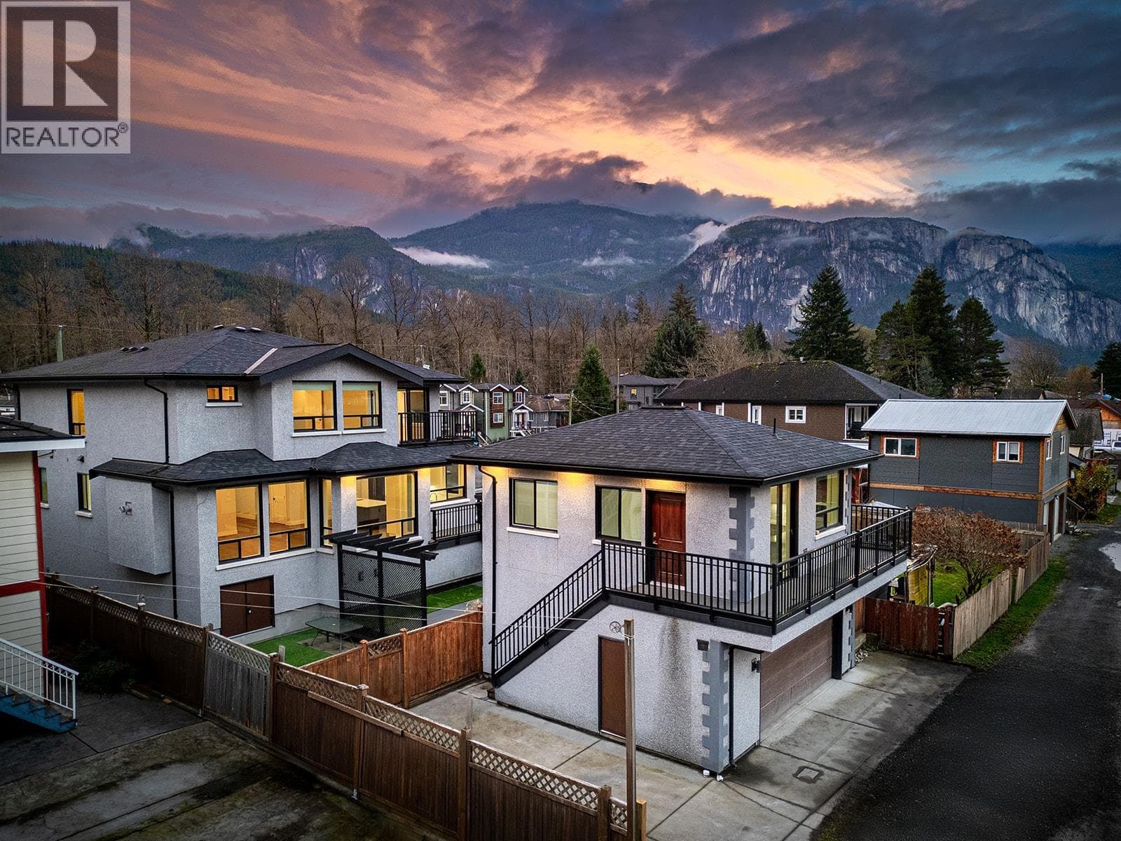 38883 BRITANNIA AVENUE in