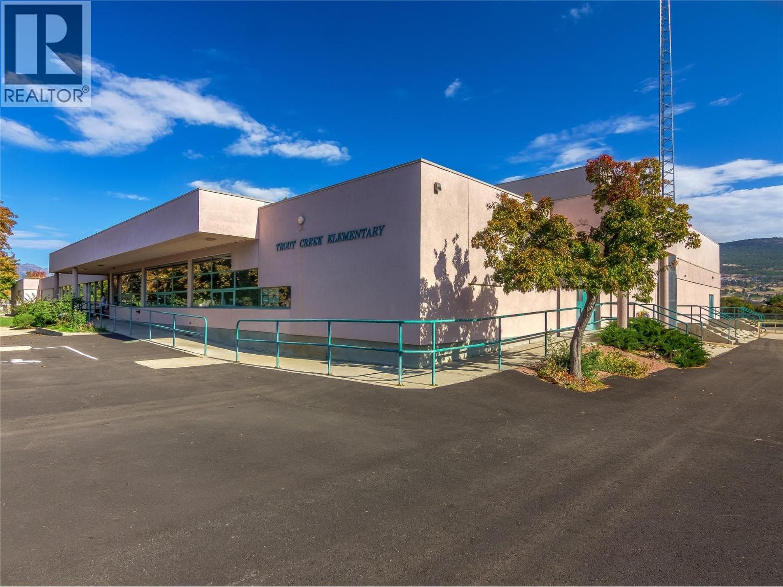 6609 NIXON ROAD UNIT 102 in