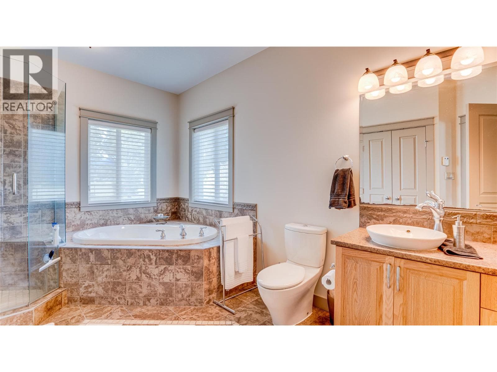 384 KYRO ROAD in