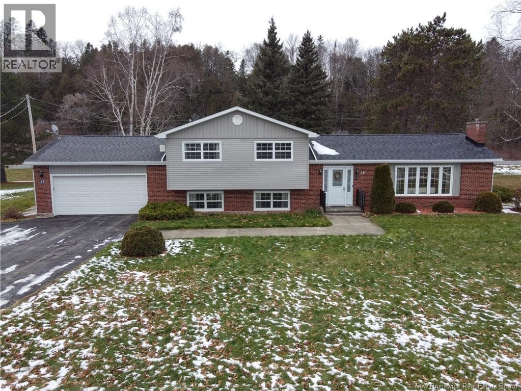 28 CHESTER DRIVE in