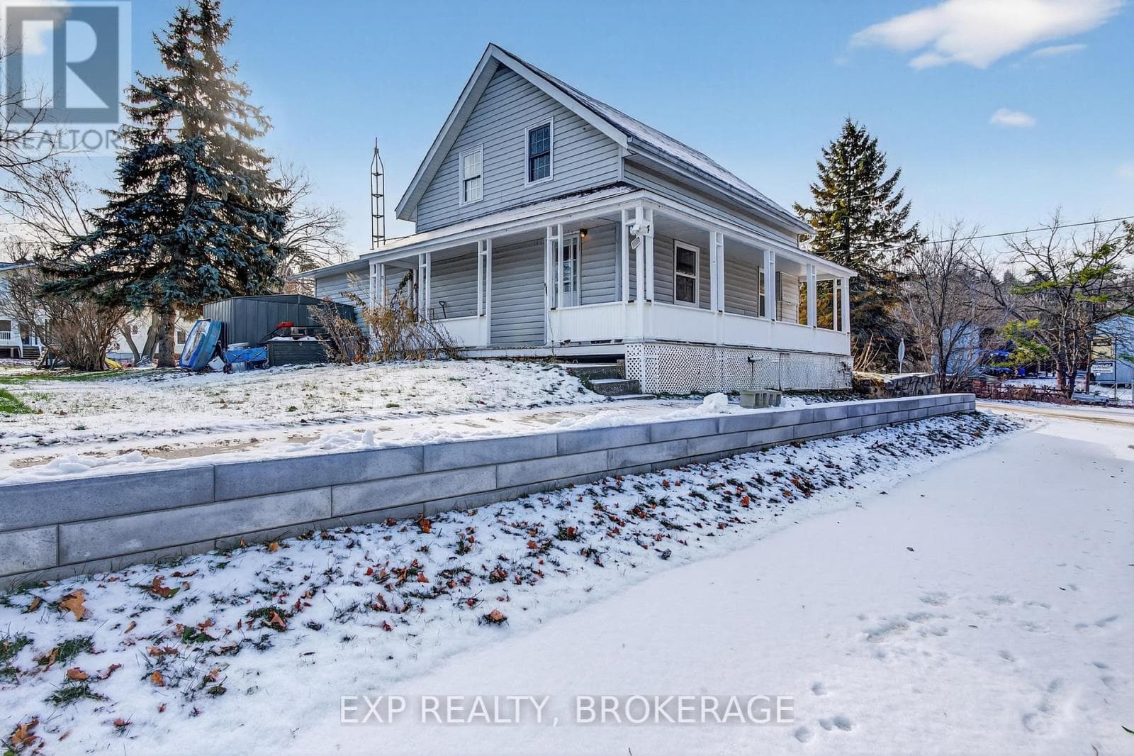 4 WATER STREET in