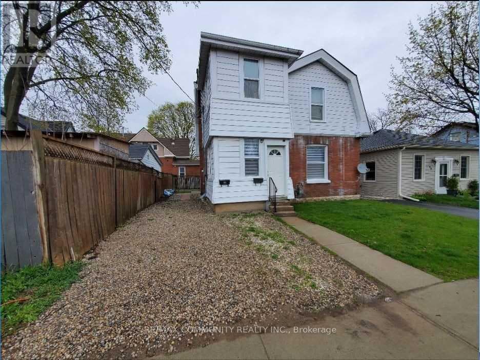 86 VICTORIA STREET in