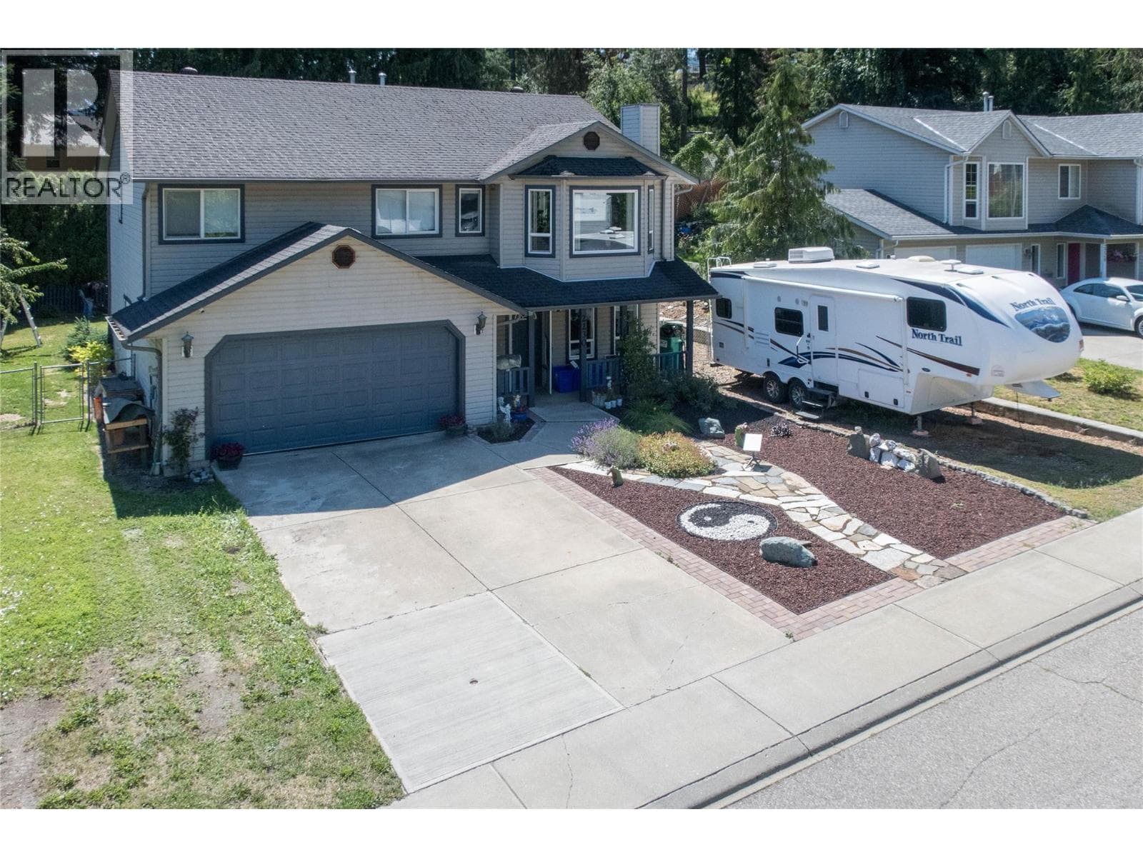 2230 LINEA CRESCENT in