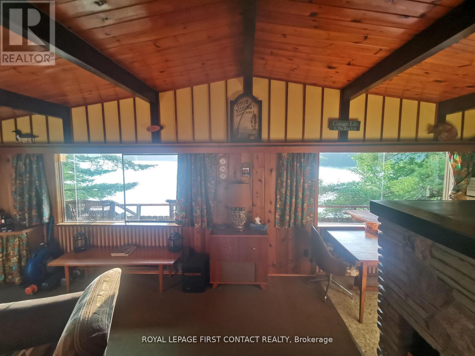 111 HEALEY LAKE WATER in