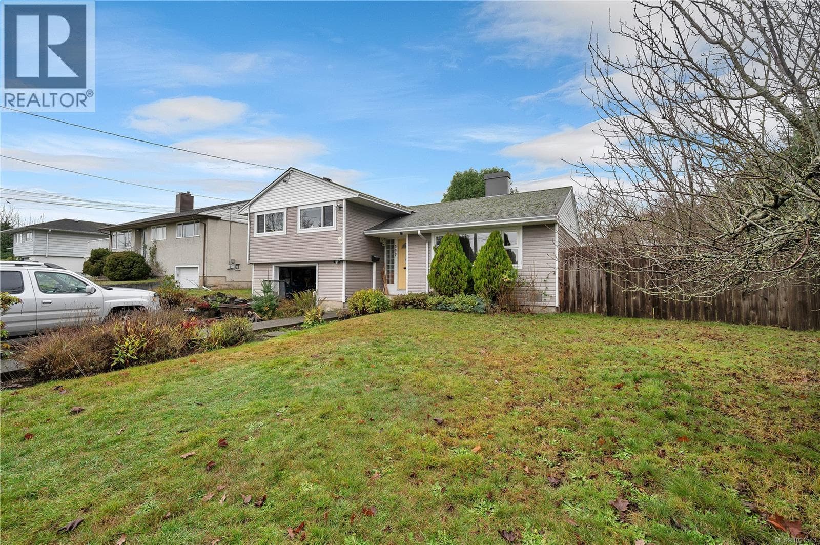 392 Thulin St in