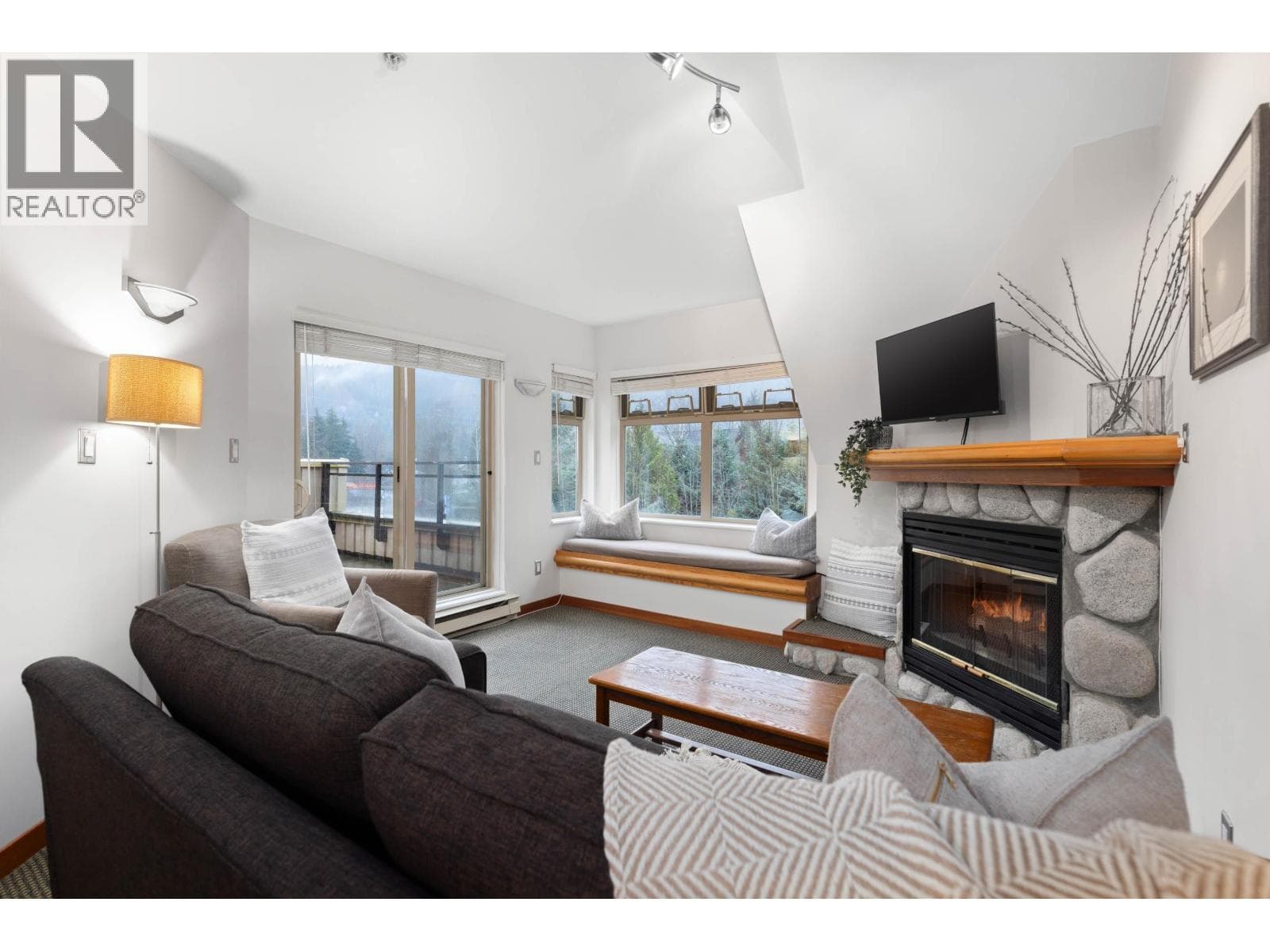 217 2050 LAKE PLACID ROAD in