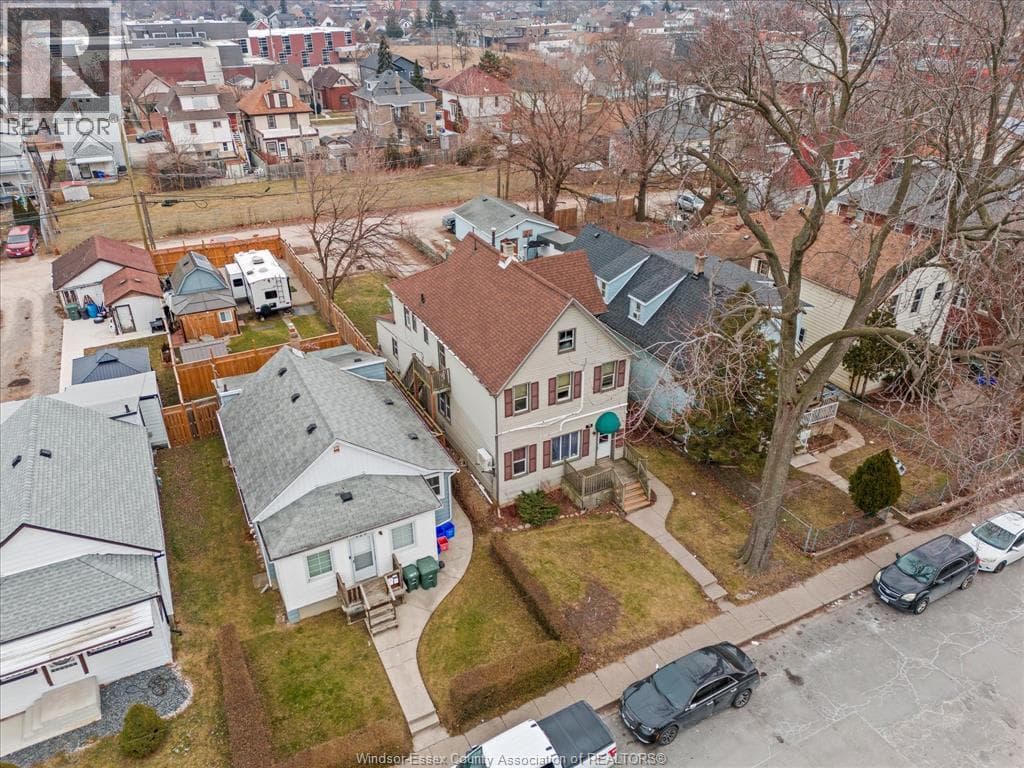 440 PARENT AVENUE in Walkerville