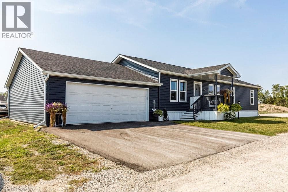 29 HICKORY HOLLOW in
