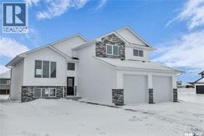 839 Woods CRESCENT in