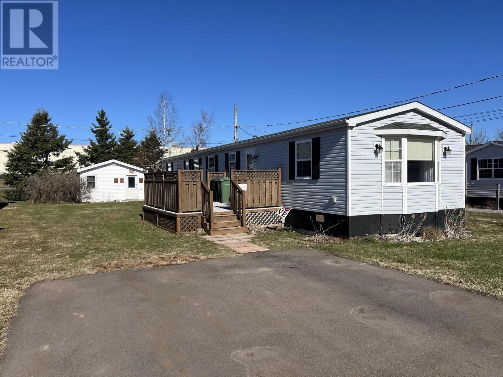 18 DALE DRIVE in