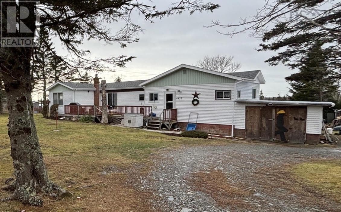 4427 HIGHWAY 3 in