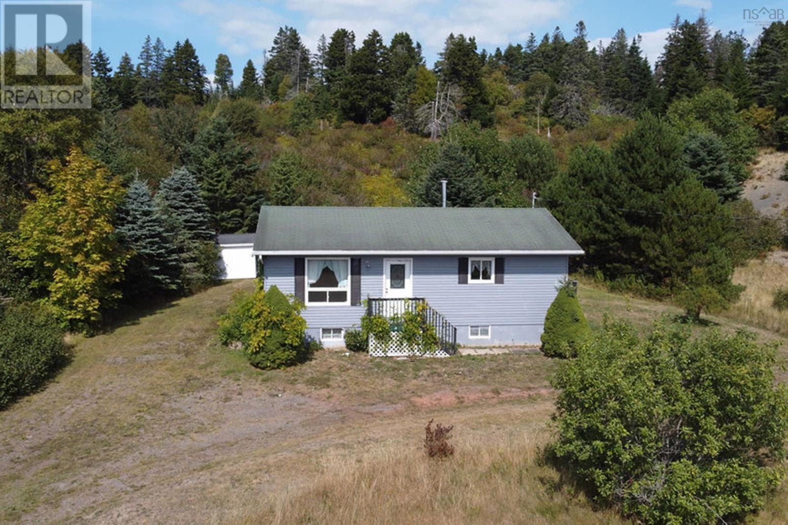 8013 HIGHWAY 209 in