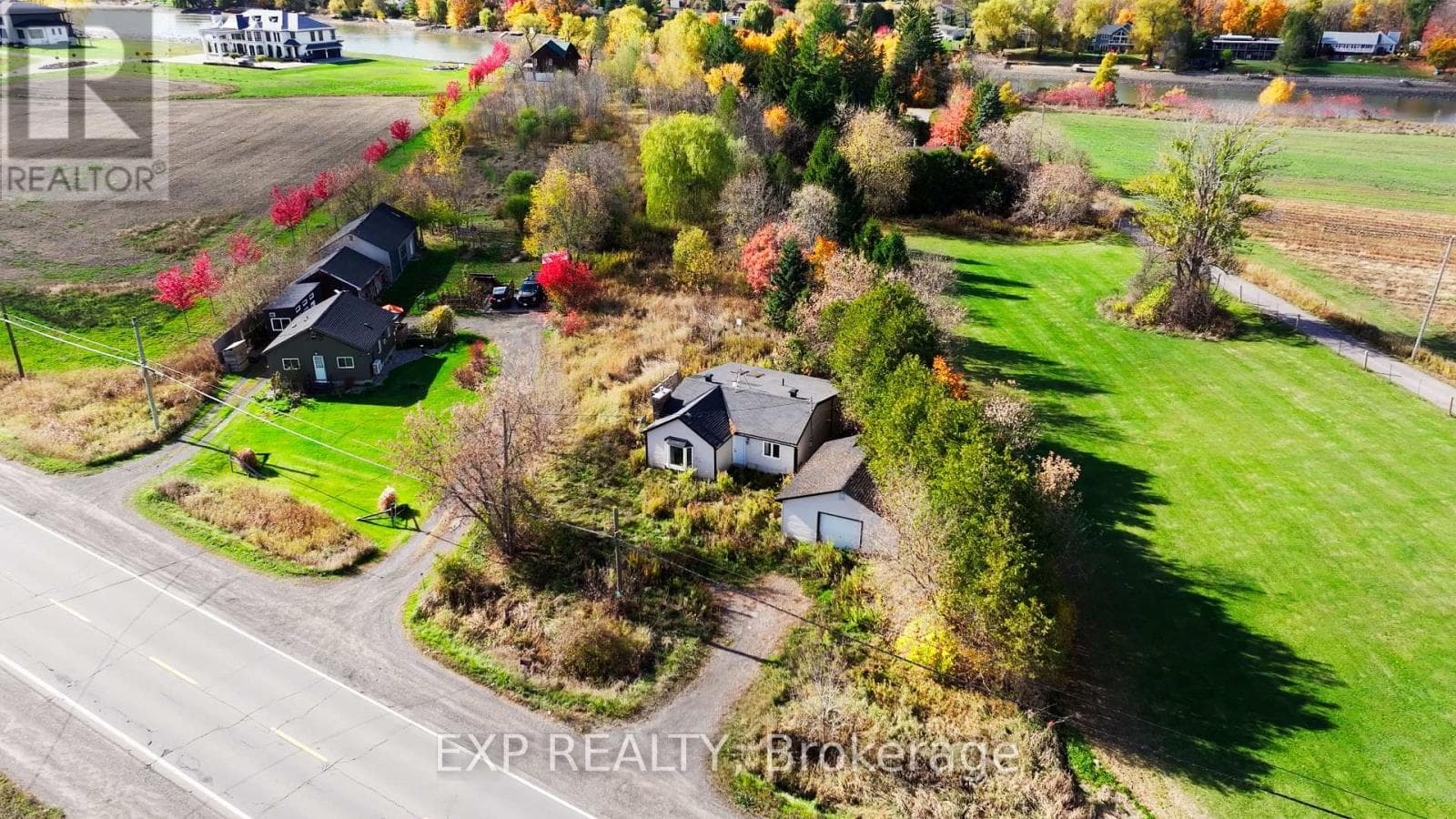 458 RIVER ROAD in RIVERSIDE SOUTH - LEITRIM