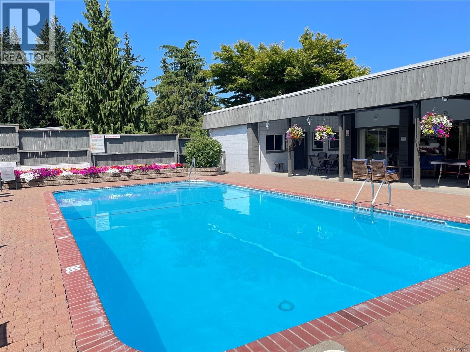 26 10980 Westdowne Rd in