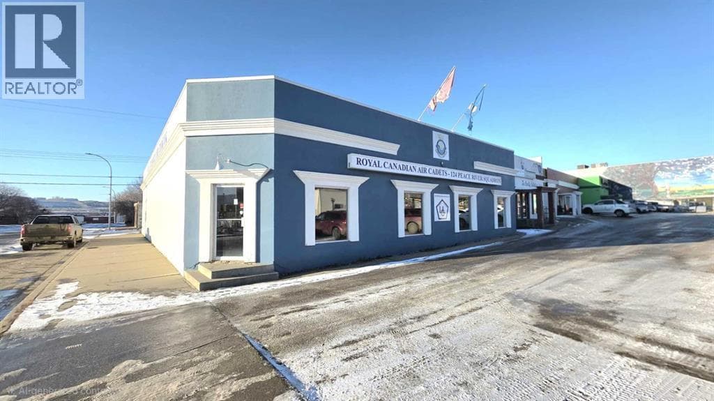 9616 100 Street in
