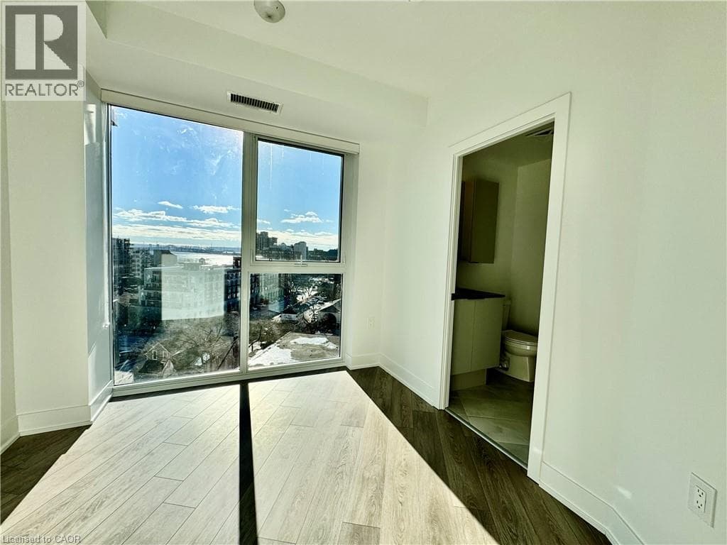 2088 JAMES Street Unit# 810 in Central