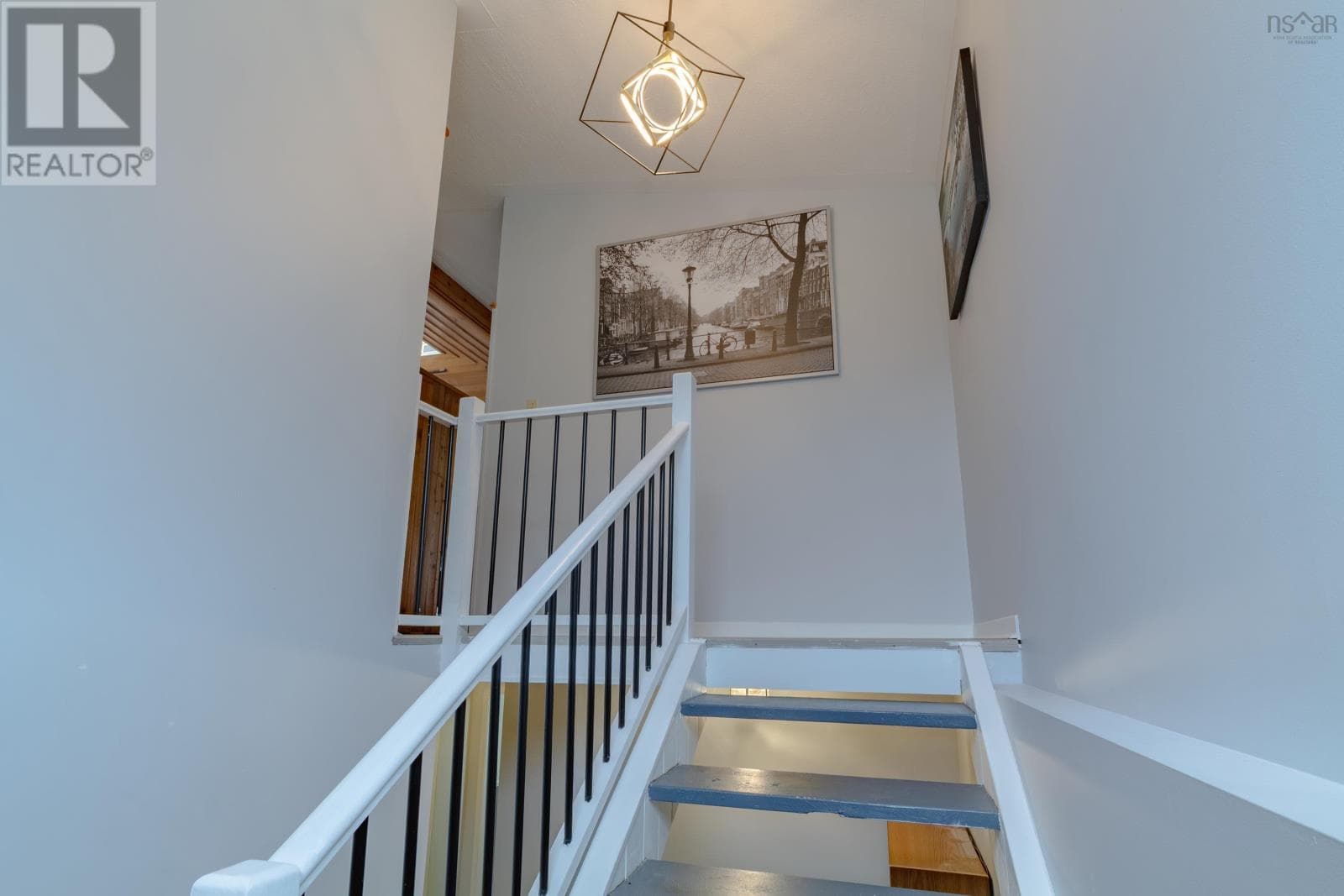 23 CAIE CRESCENT in