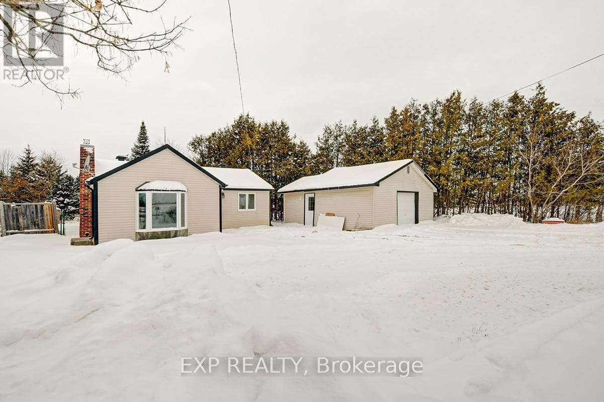 458 RIVER ROAD in RIVERSIDE SOUTH - LEITRIM