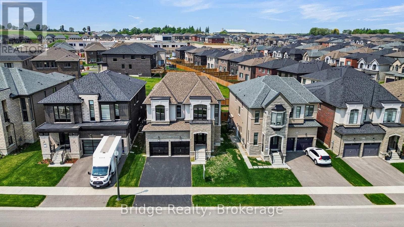 1343 UPPER THAMES DRIVE in