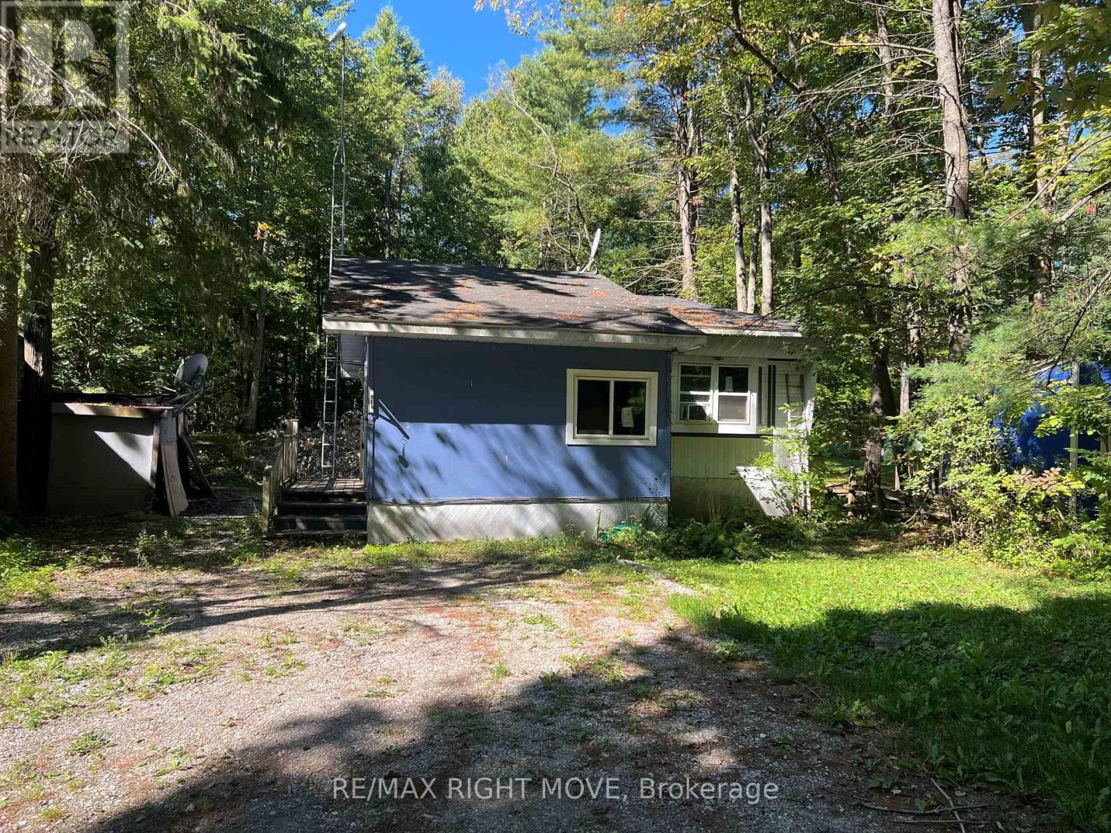 1052 4 SEASONS ROAD in