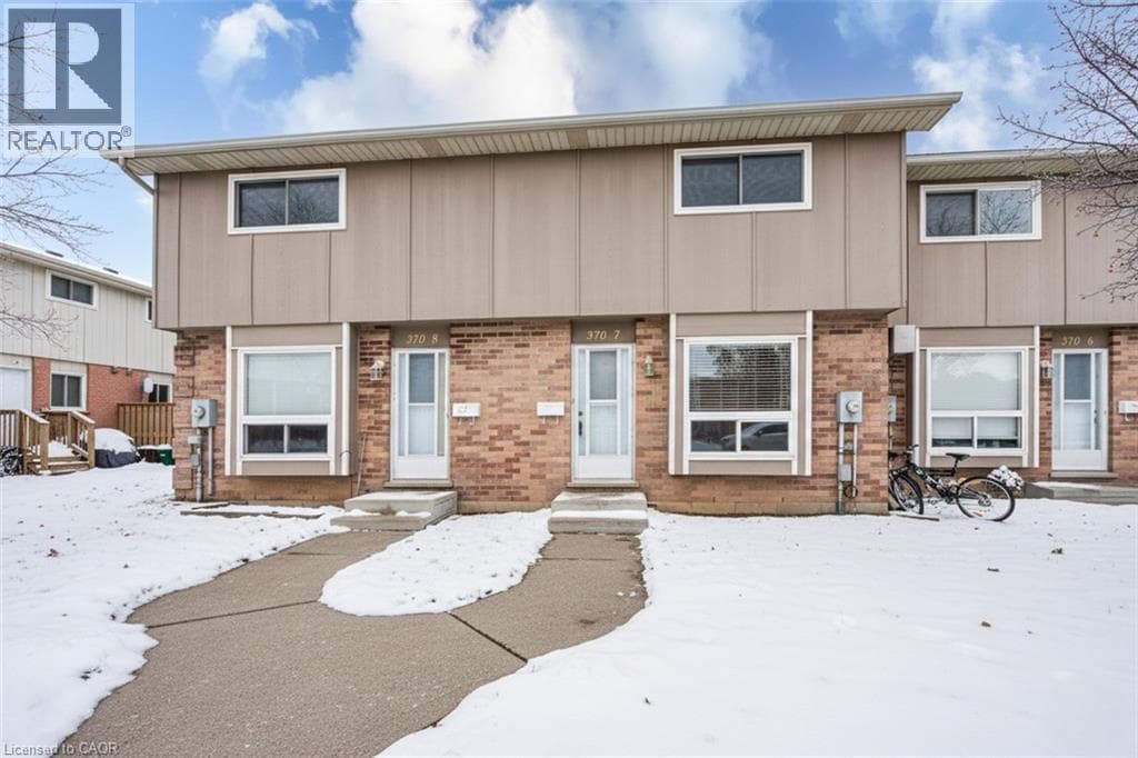 7 370 SPRINGBANK AVENUE NORTH in