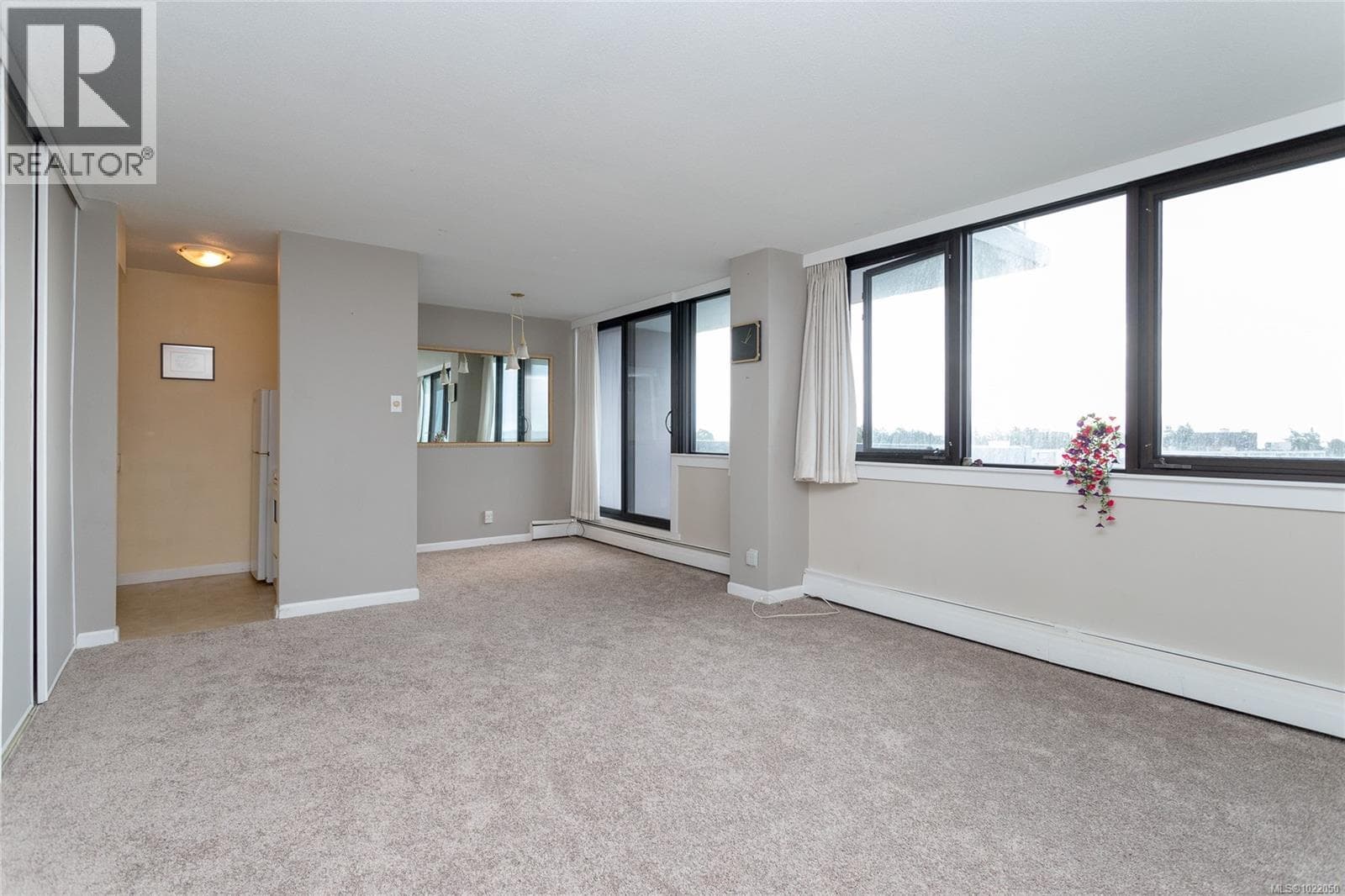 1608 647 Michigan St in James Bay