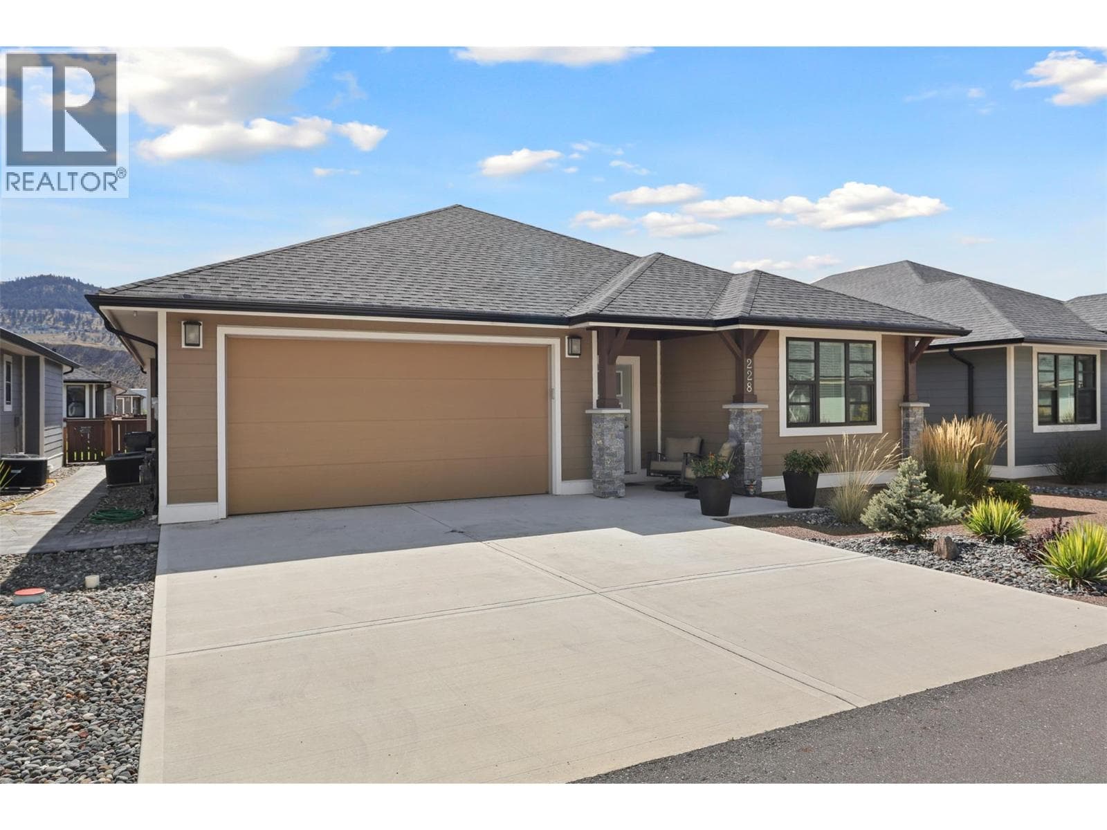 641 Shuswap Road Unit# 228 in