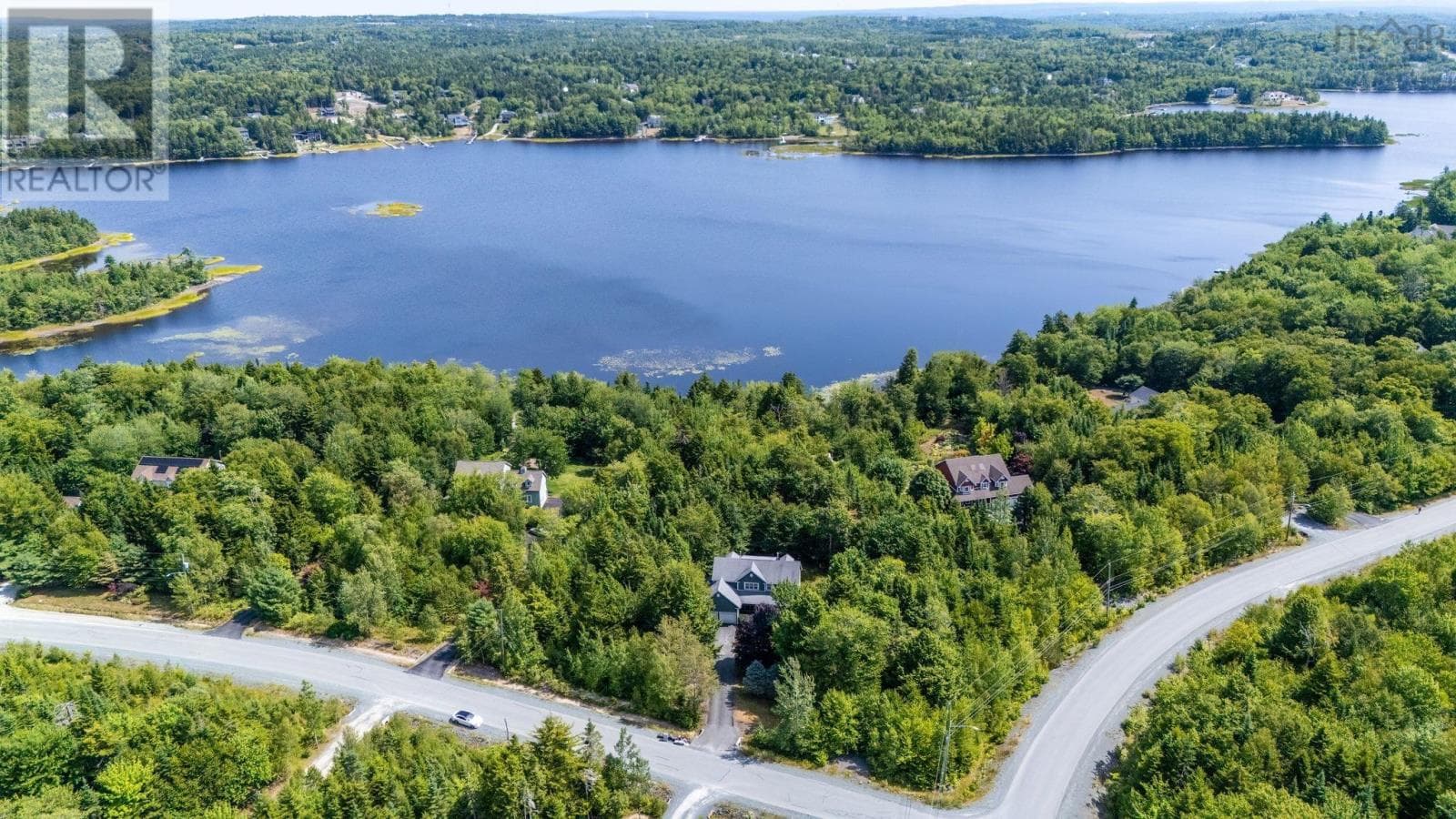 510 GLENEAGLES DRIVE in HAMMONDS PLAINS
