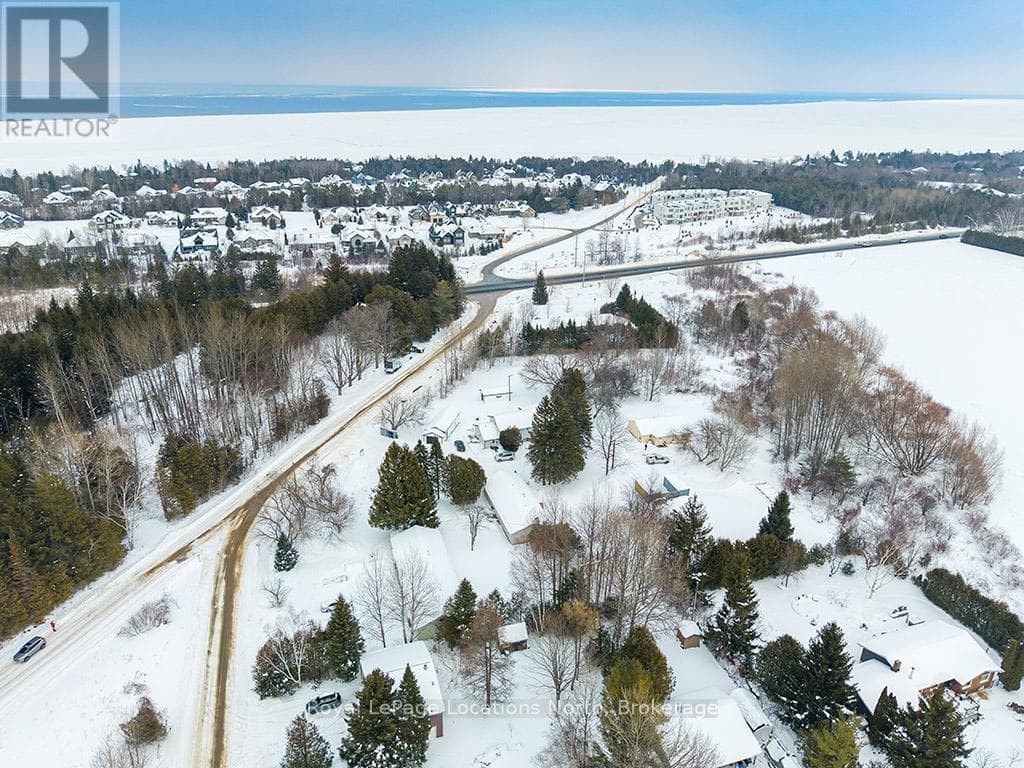 150 PEEL STREET S in