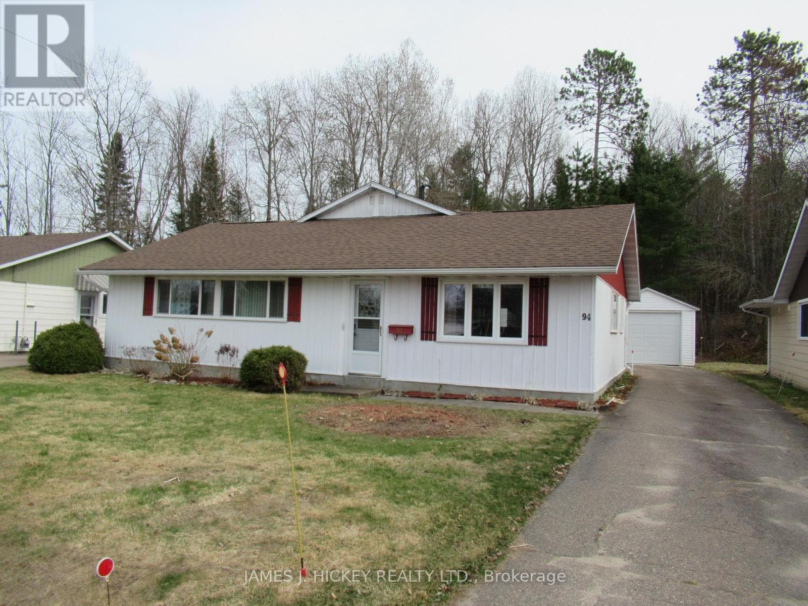 94 GLENDALE AVENUE in