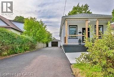 549 WATERLOO STREET in Parkview East