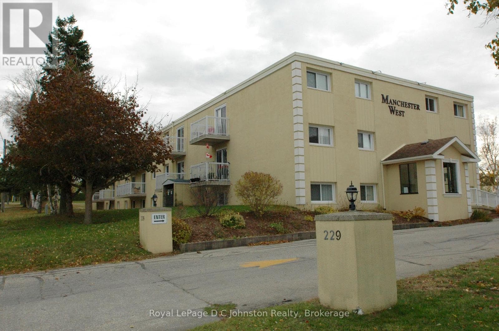 103 - 229 ADELAIDE STREET E in