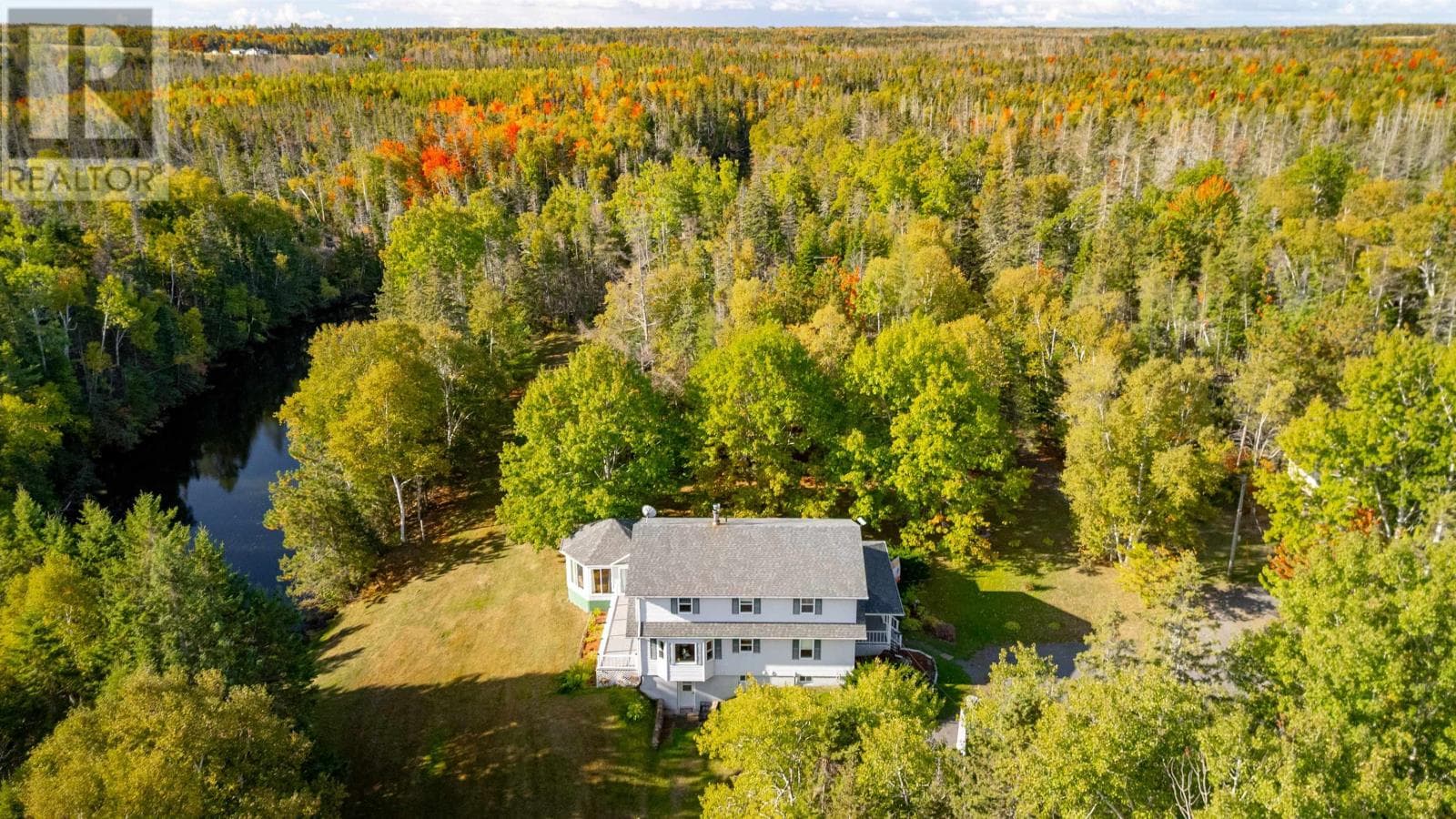 446 FOX RIVER ROAD in