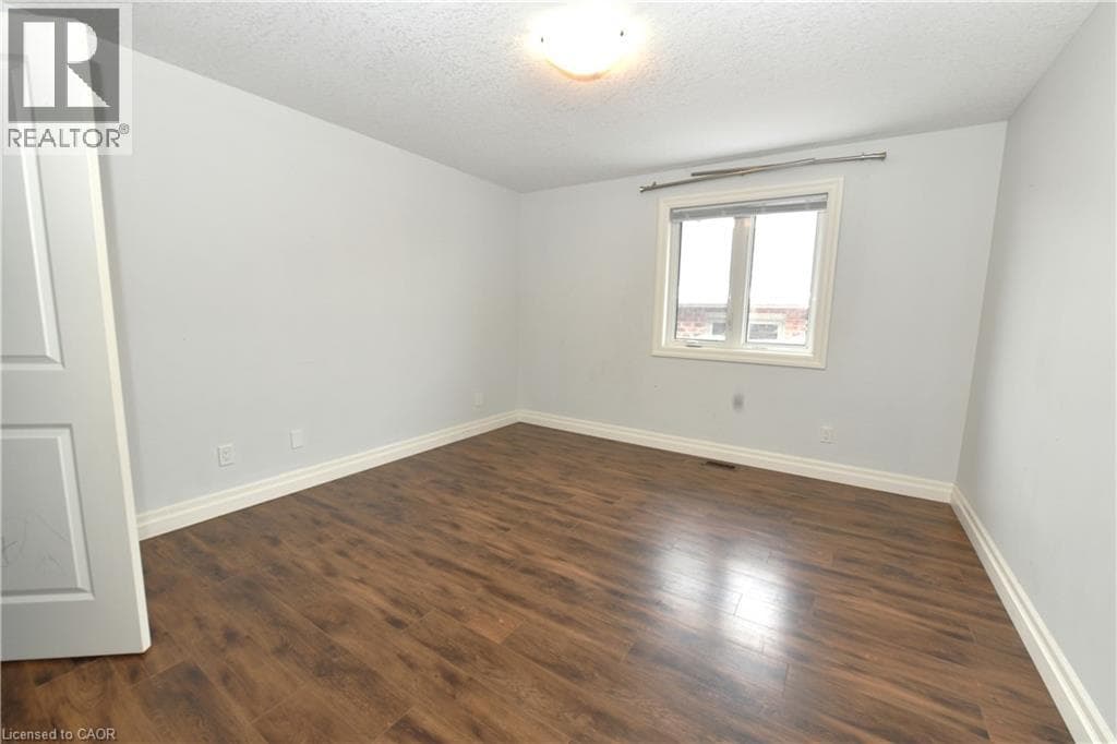 13 FORBES Crescent in