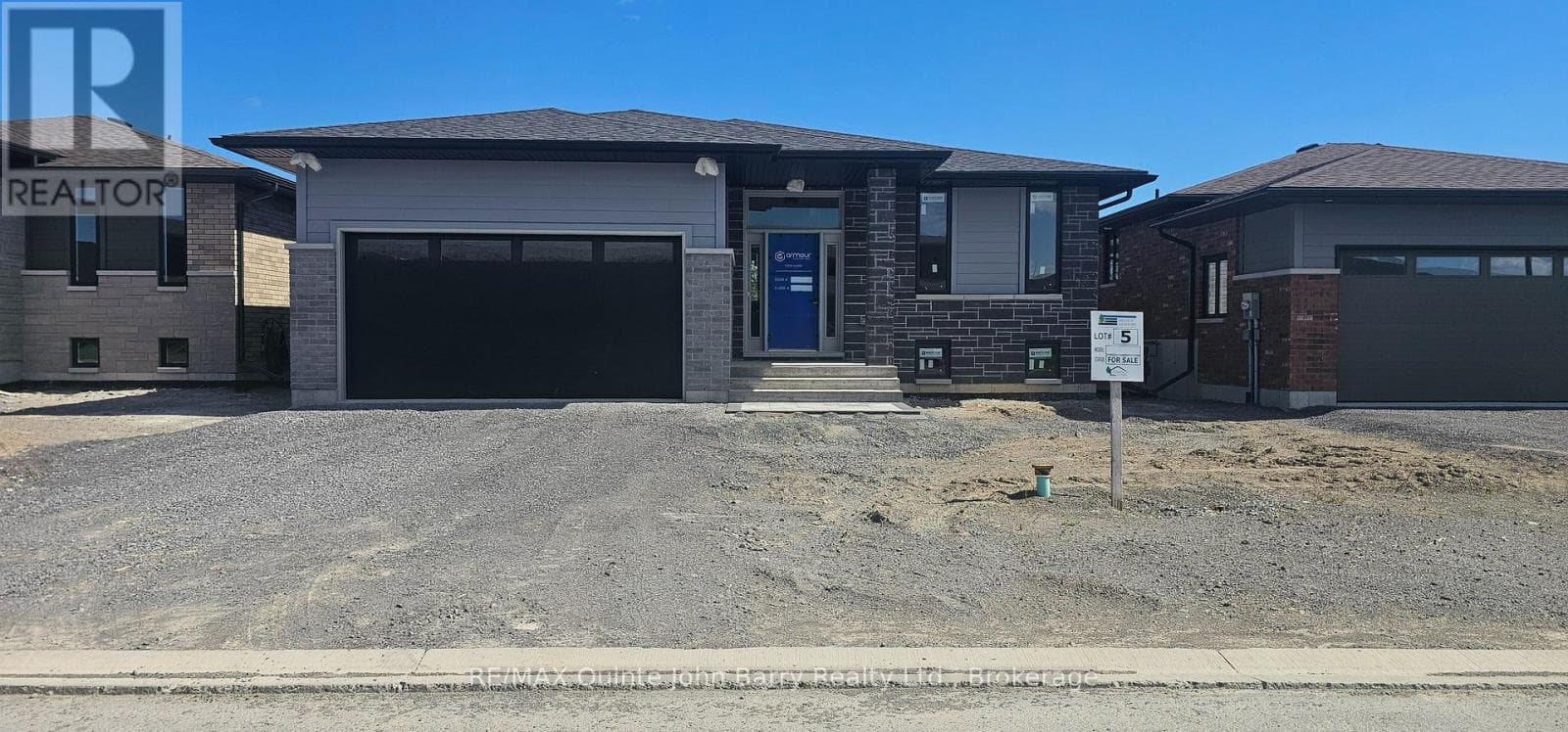 LOT 5 - 10 PARKLAND CIRCLE in