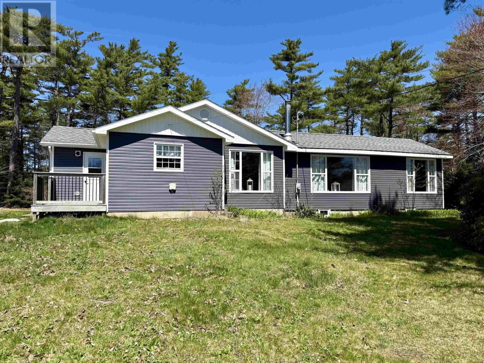 153 SHORE ROAD in