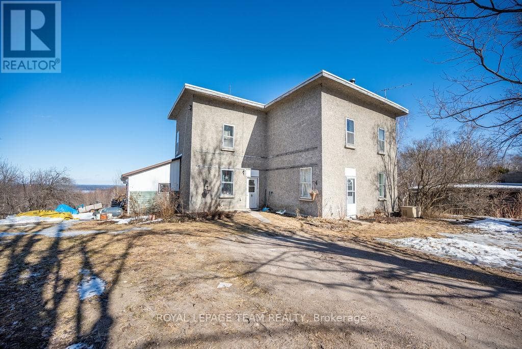 5106 OPEONGO ROAD W in