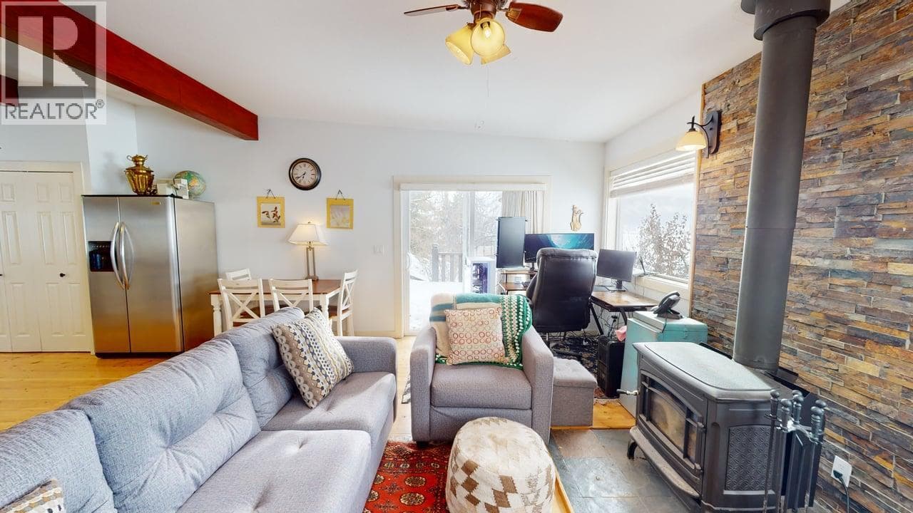 2545 6 Highway in