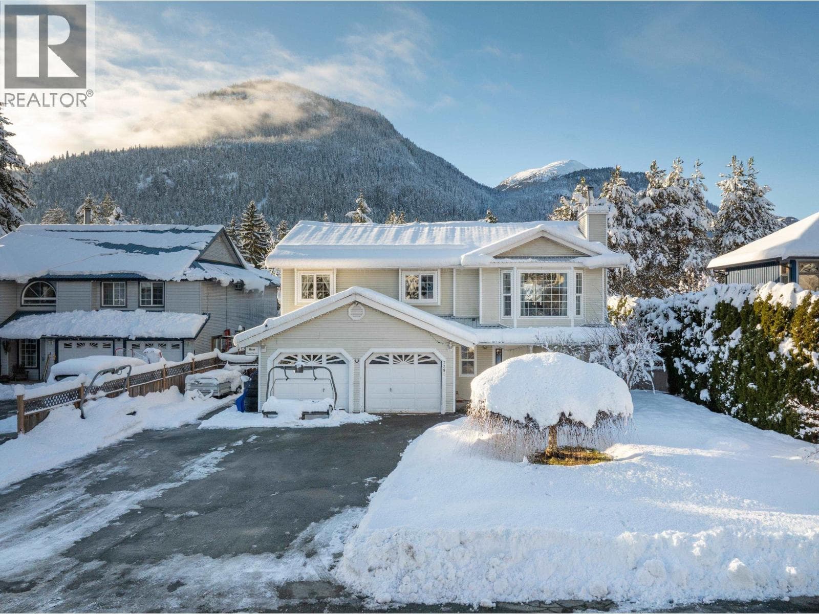 7391 LARCH STREET in