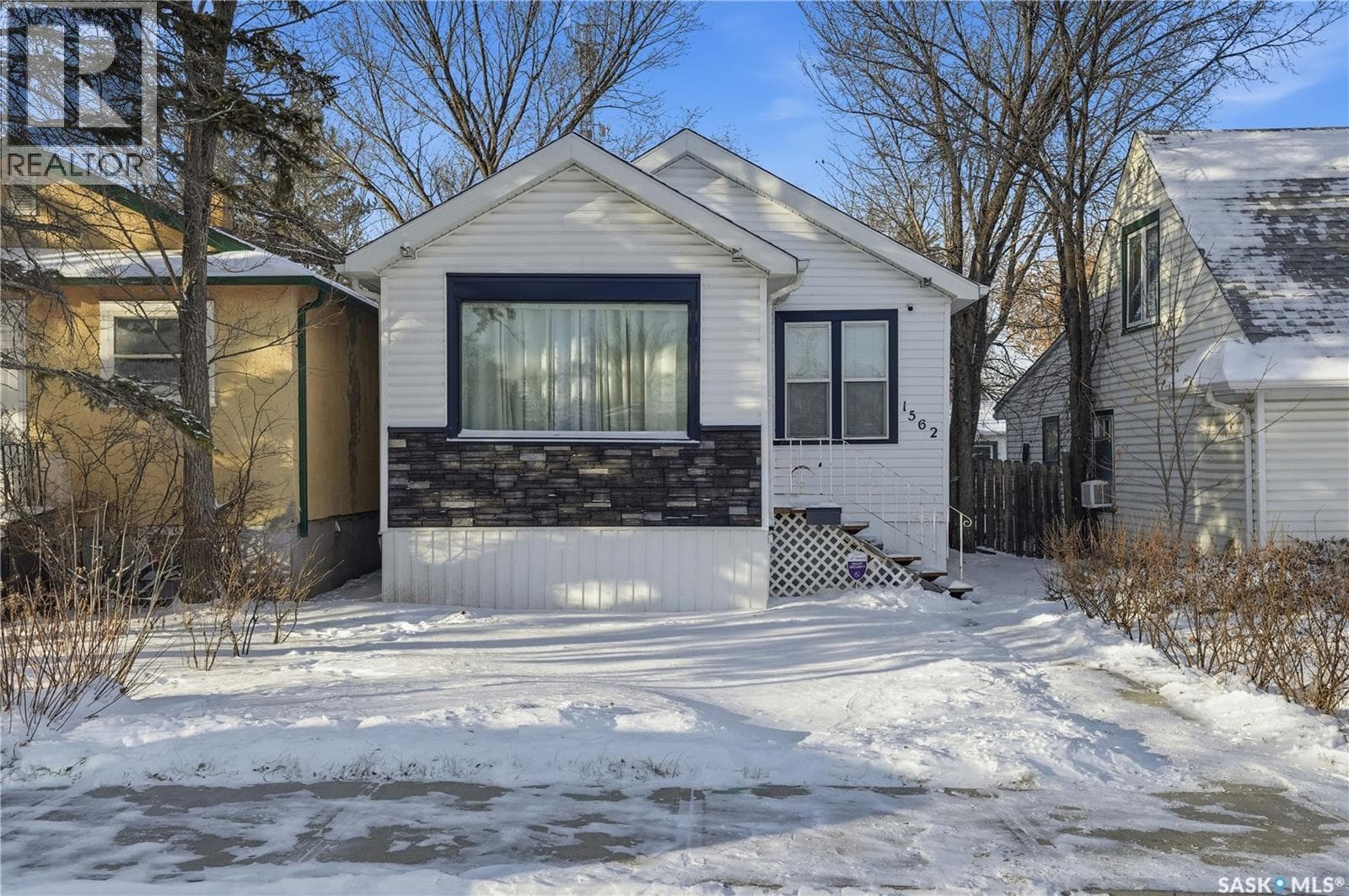 1562 ARGYLE STREET in Old 33