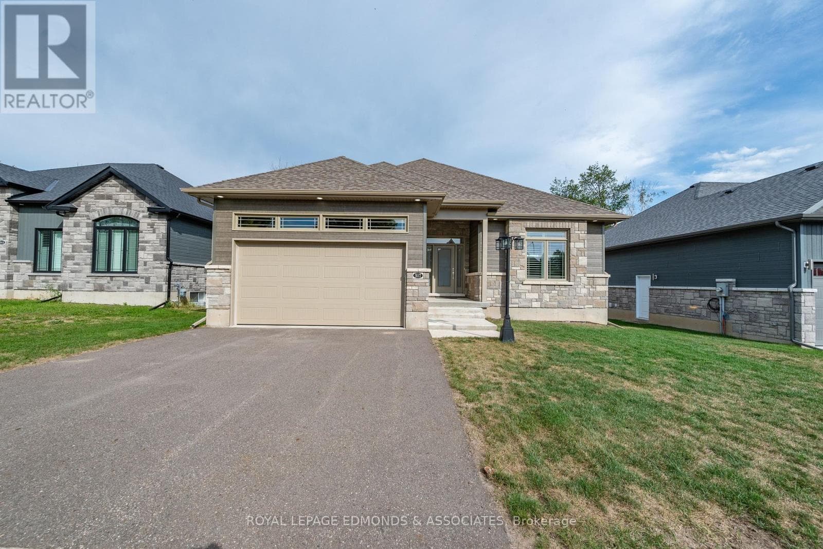 517 SYDENHAM STREET in