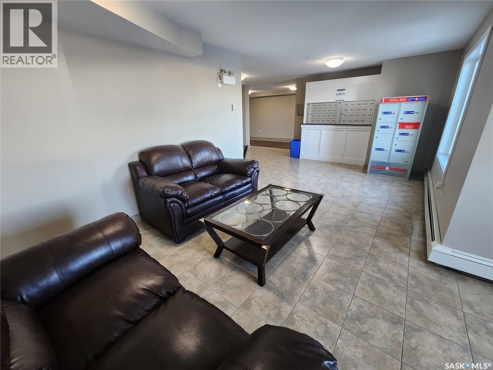 307 2141 LARTER ROAD in