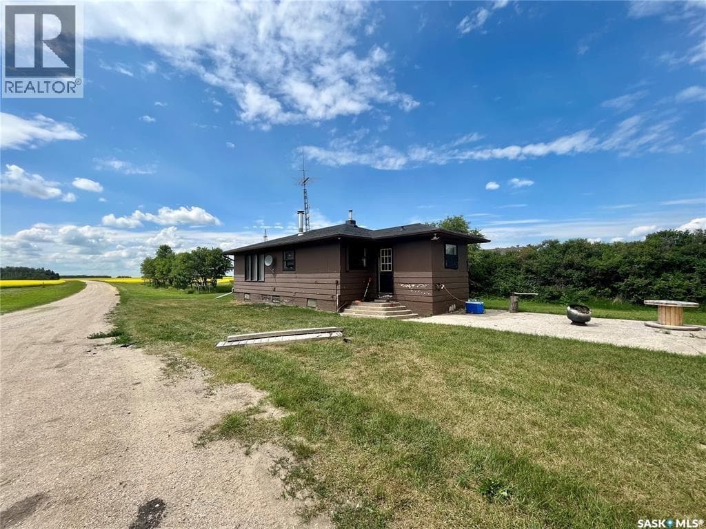 RUECKER ACREAGE in