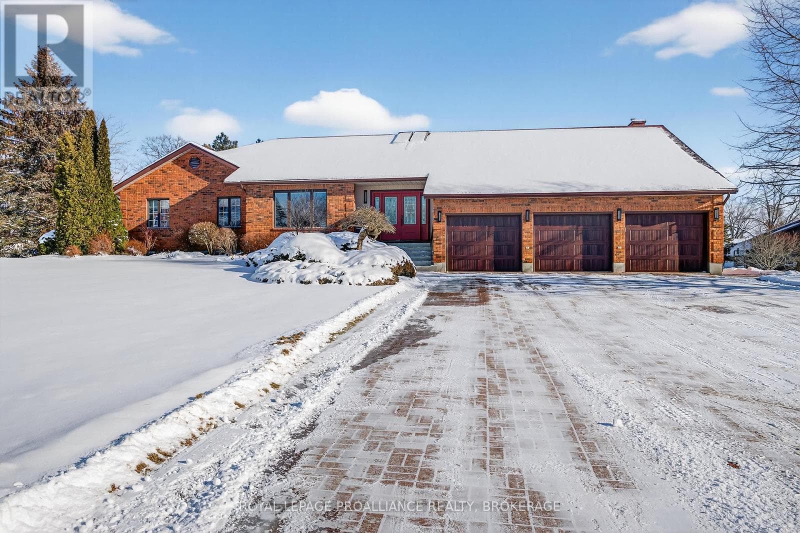 1673 ST LAWRENCE AVENUE in St. Lawrence North