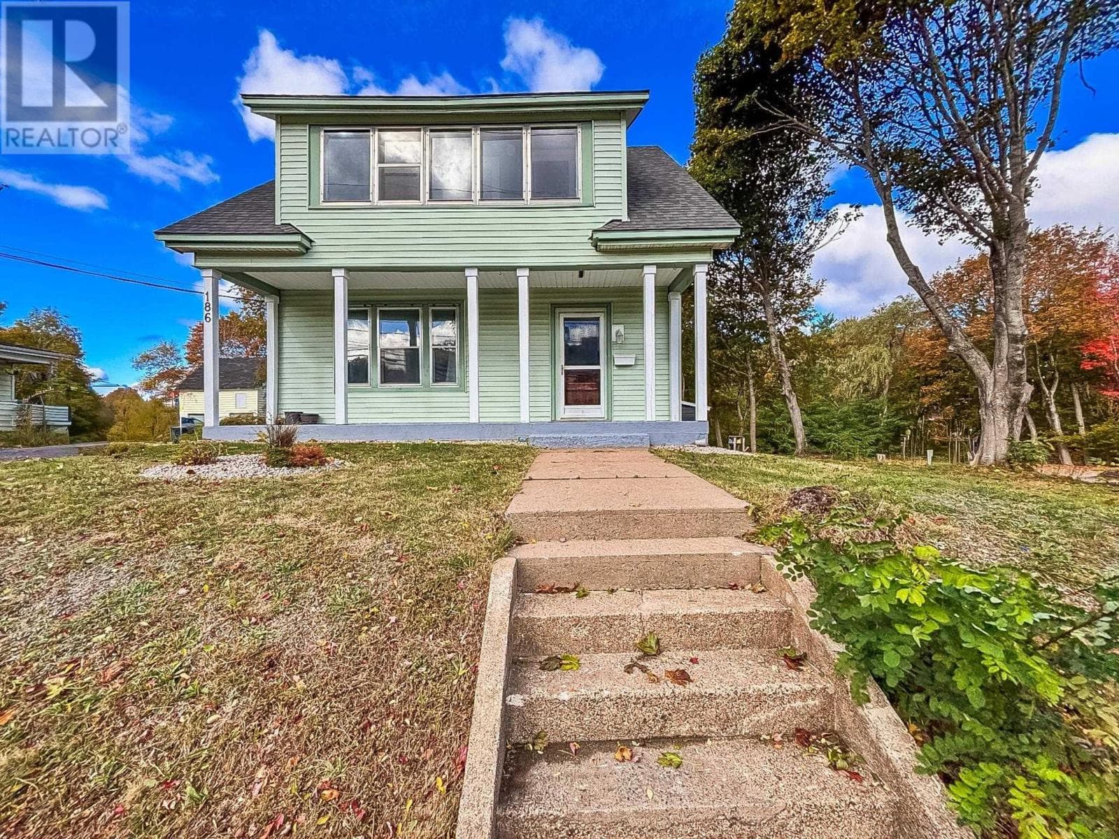 186 DUFFERIN STREET in