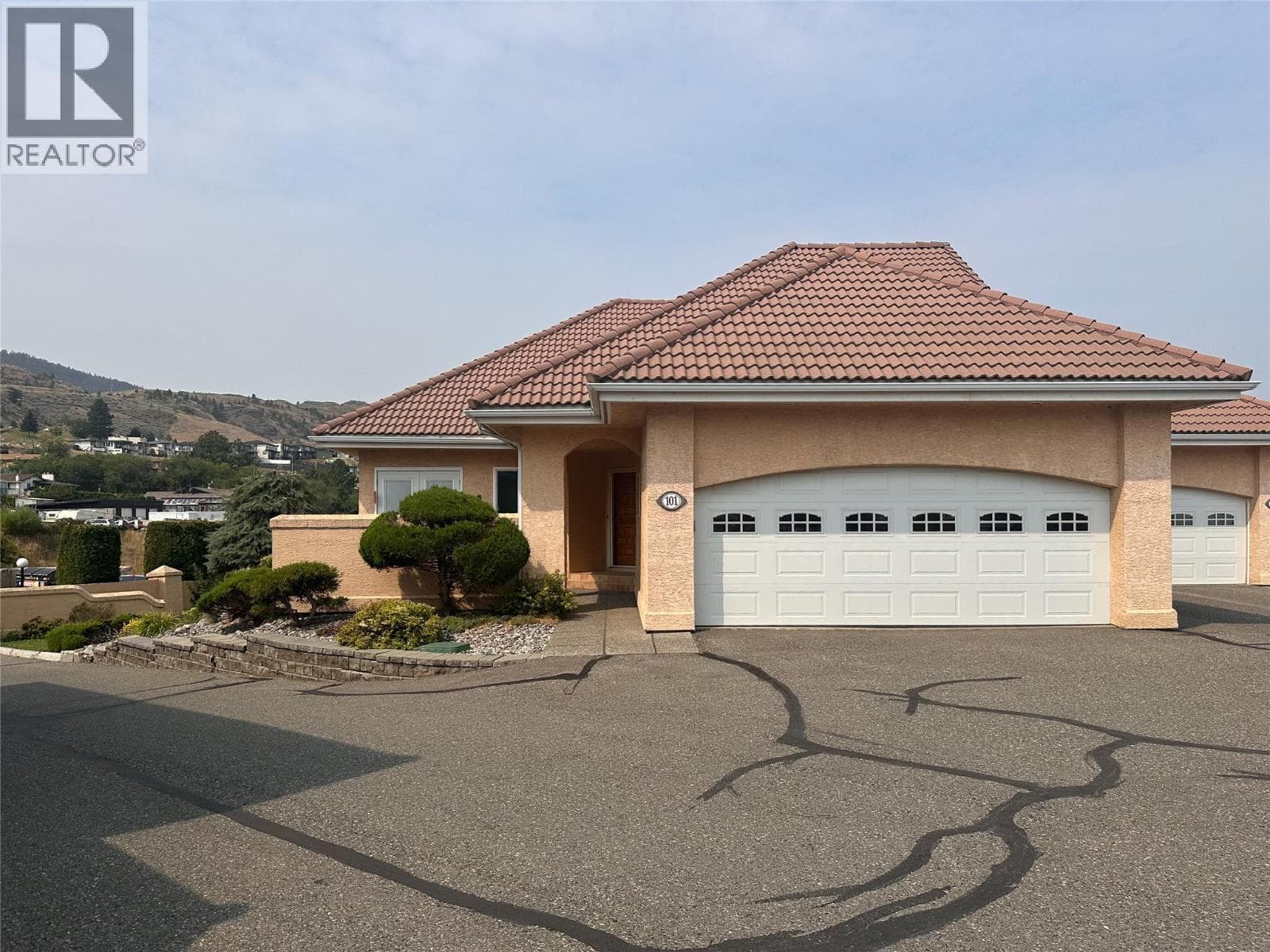 45 HUDSONS BAIE TRAIL UNIT 101 in West End