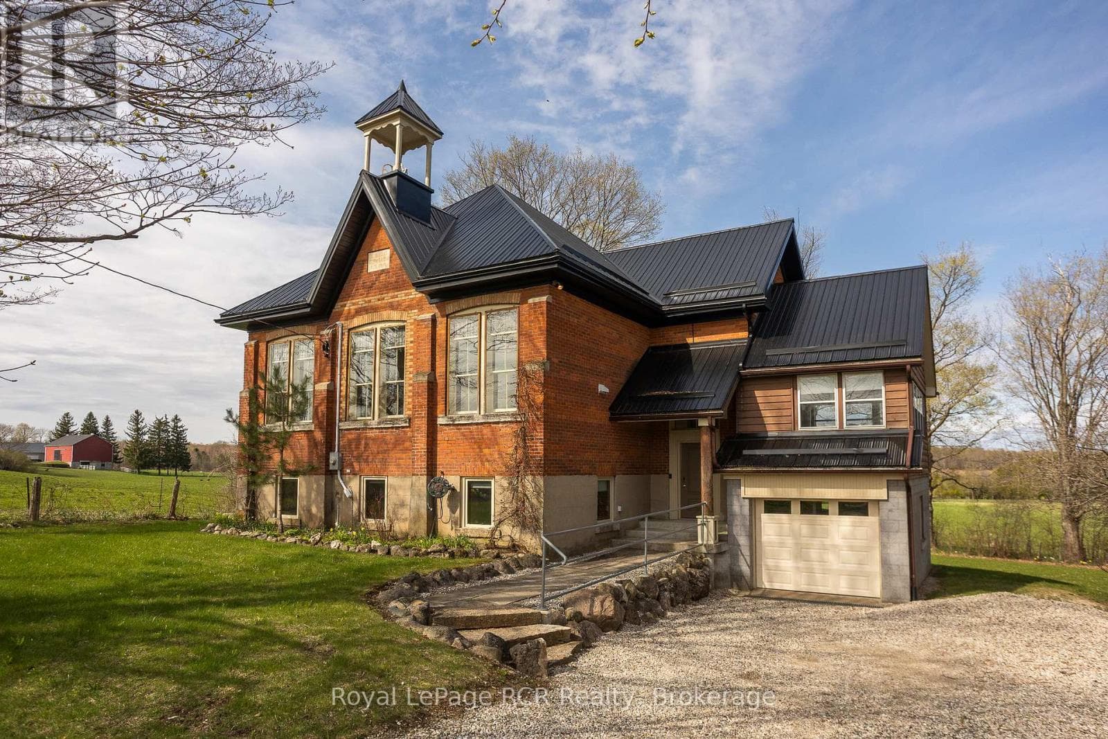 136630 GREY ROAD 12 in