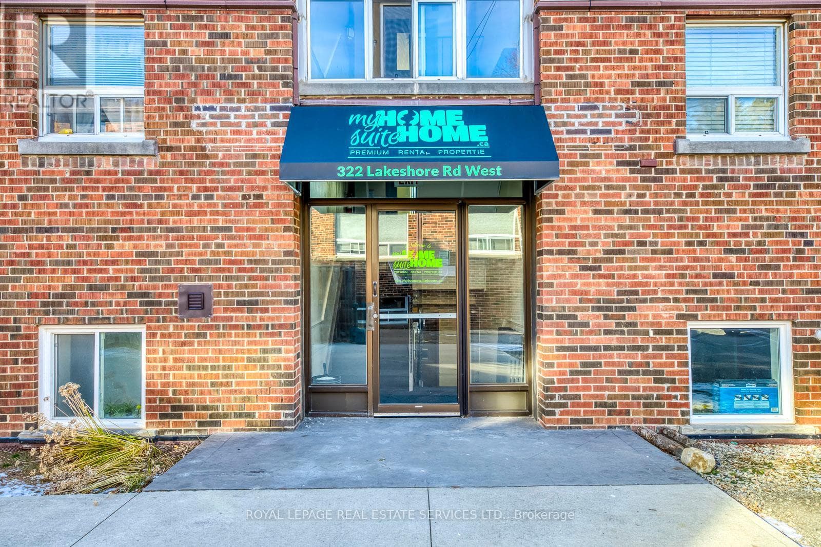 322 LAKESHORE ROAD W in Port Credit