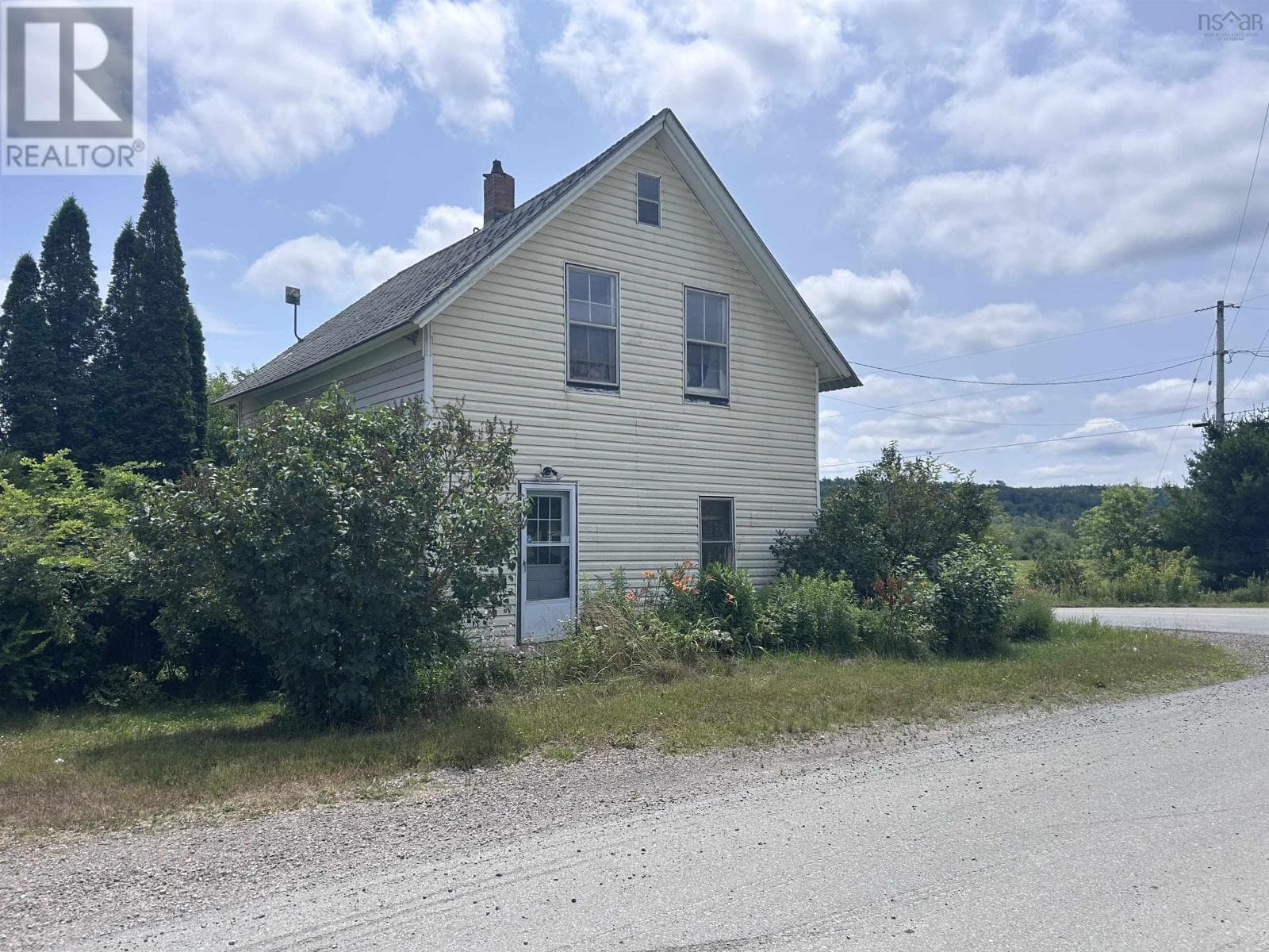 4 RIDGE ROAD in